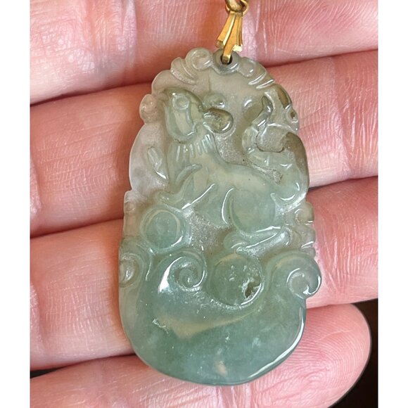 Hand-Carved Green Jade Rat Pendant Necklace With 23" Chain - Picture 2 of 11